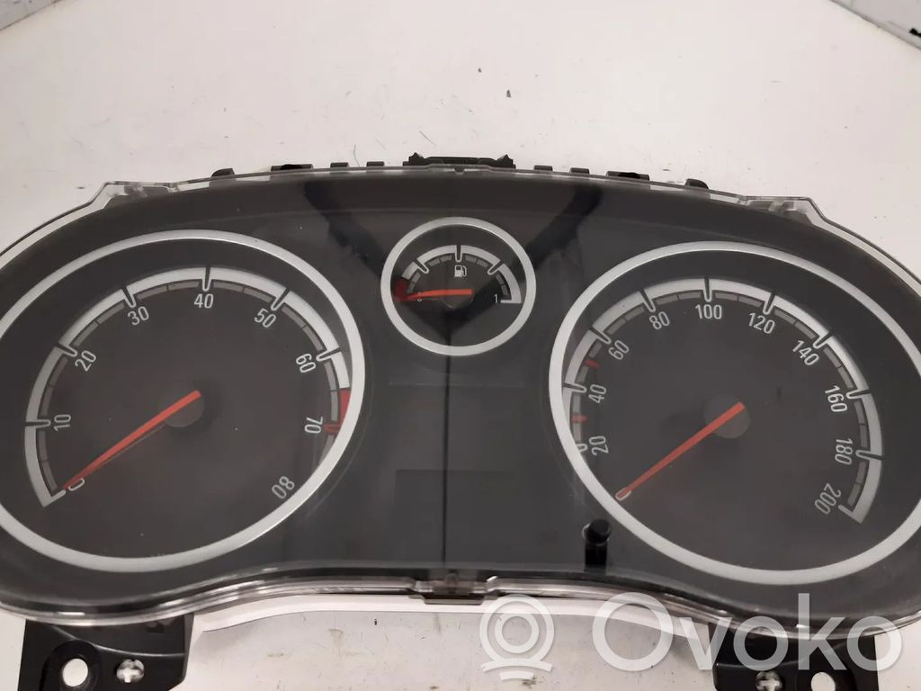 Opel Corsa D Nopeusmittari (mittaristo) 