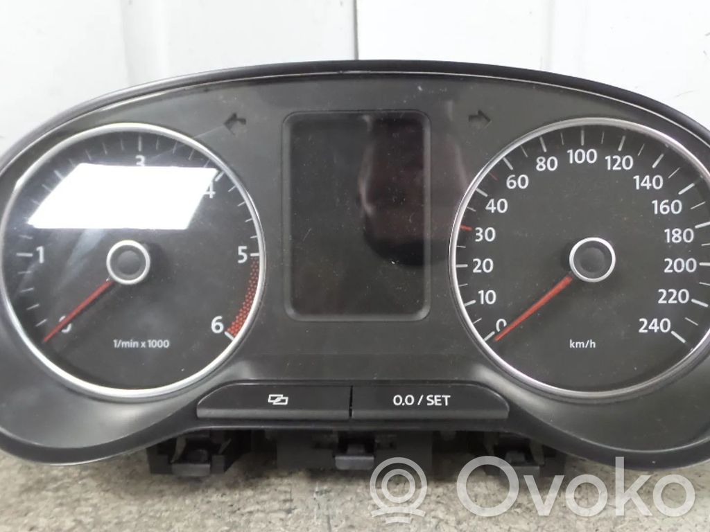 Volkswagen Polo V 6R Vitezometru (grup de instrumente) 