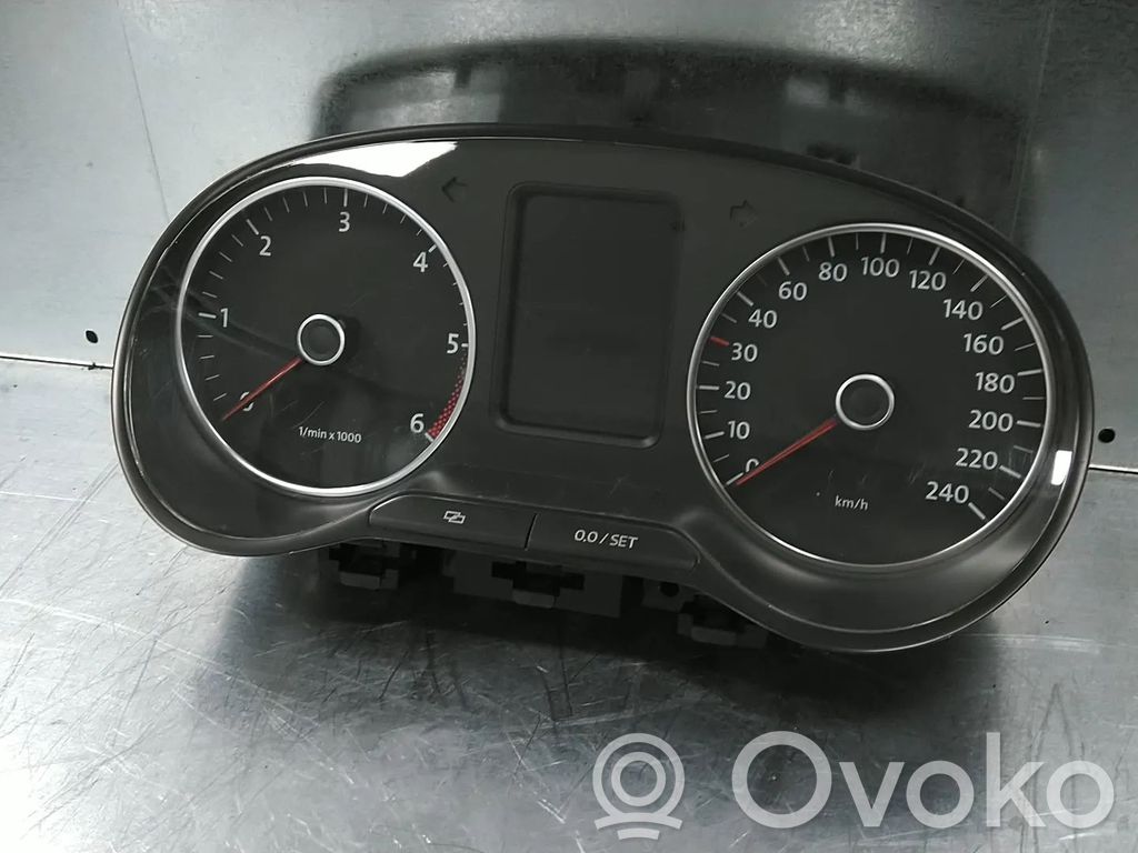 Volkswagen Polo V 6R Vitezometru (grup de instrumente) 
