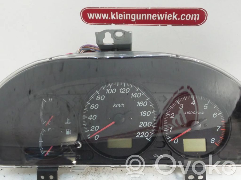 Geschwindigkeitsmesser Cockpit   WQCB82A