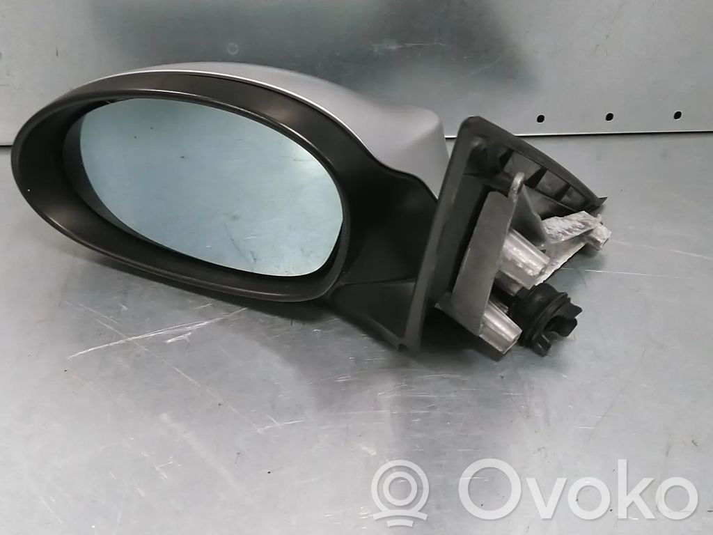 Rétroviseur électrique de porte avant