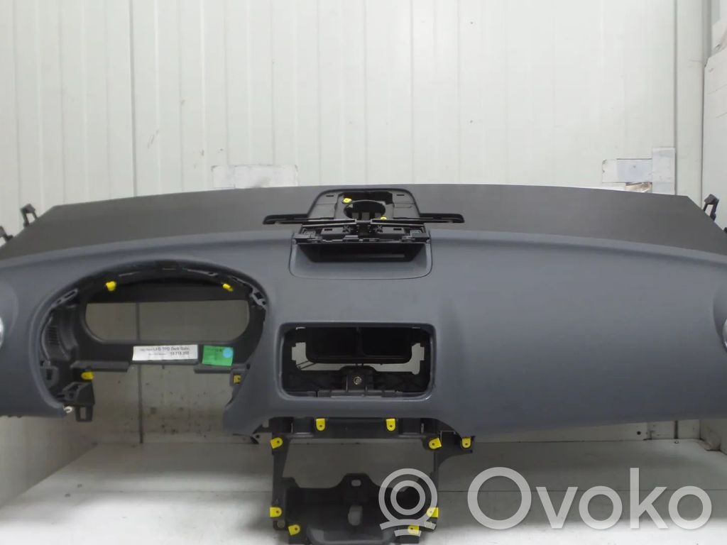 Opel Meriva B Панель 