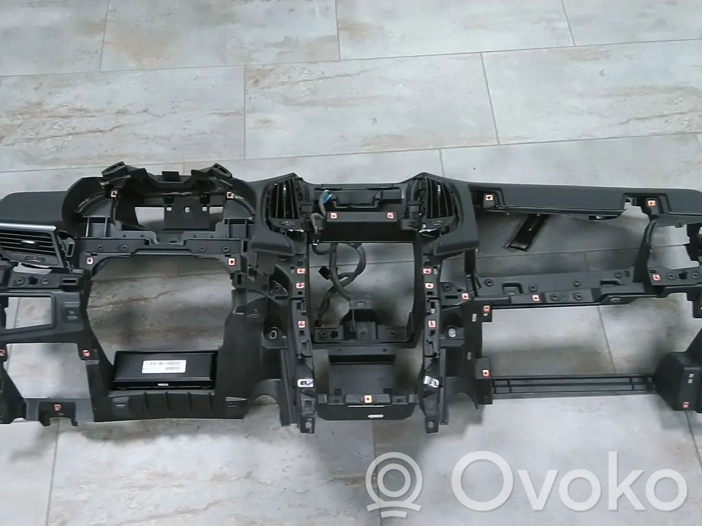 Opel Zafira C Panel de instrumentos 