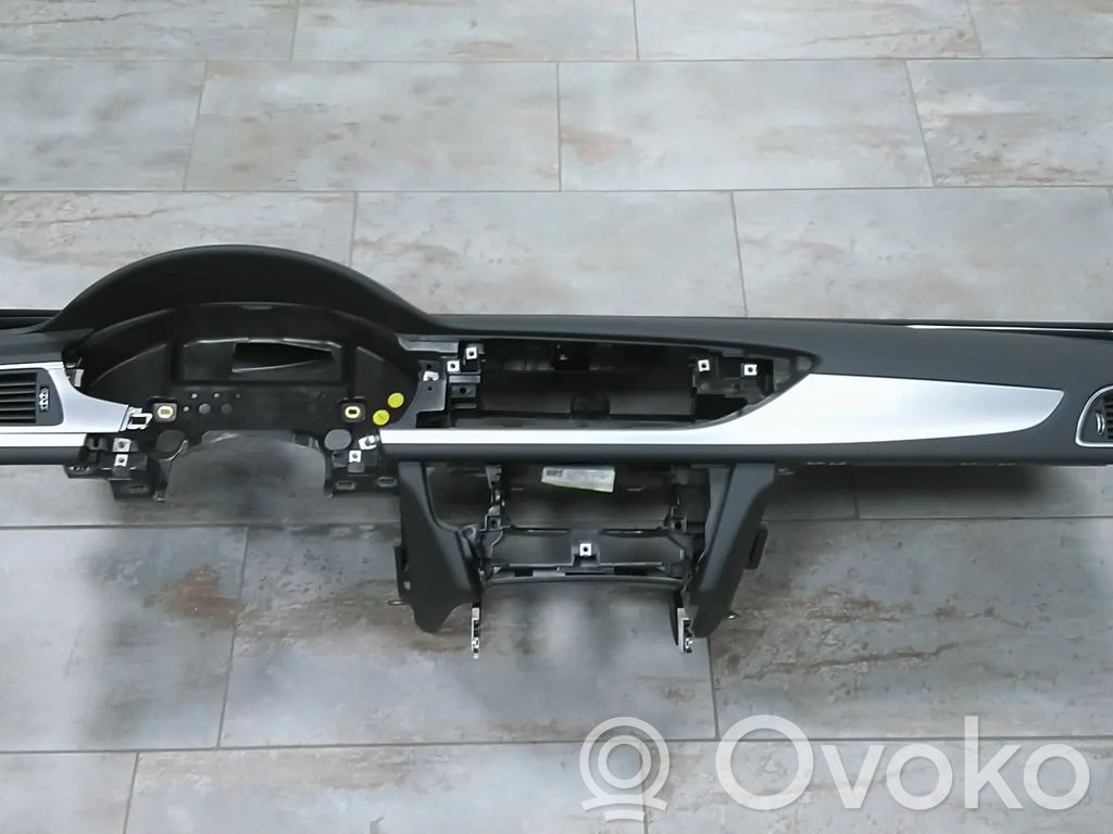 Audi A6 S6 C7 4G Deska rozdzielcza 
