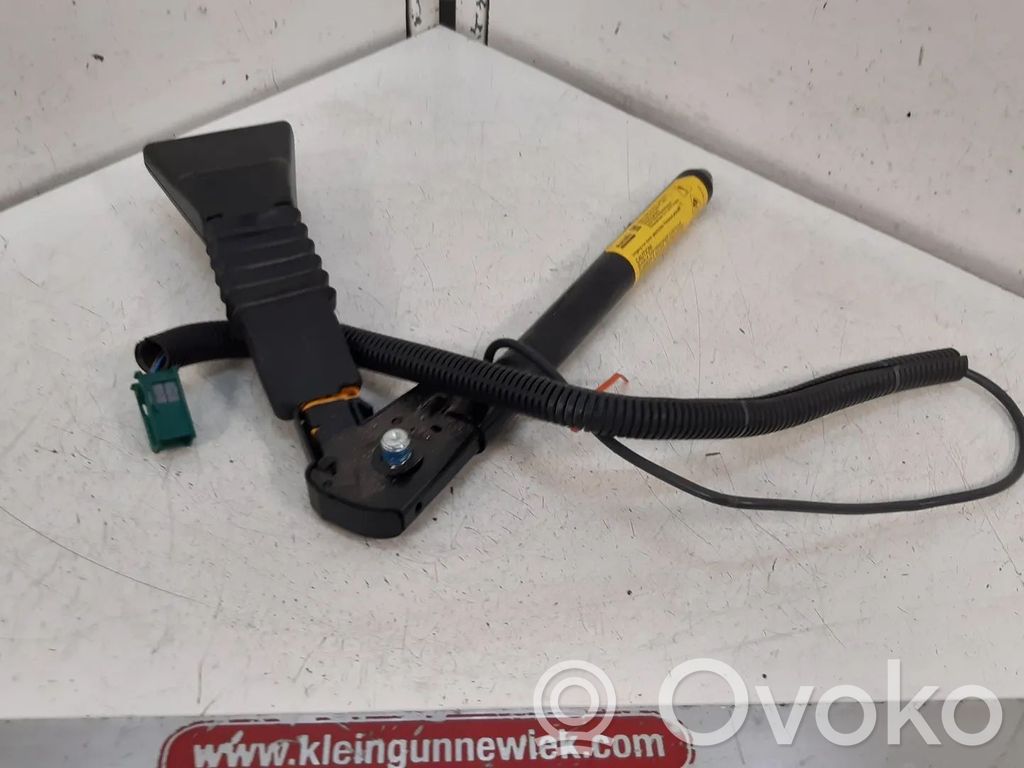 Opel Corsa C Hebilla del cinturón delantero 