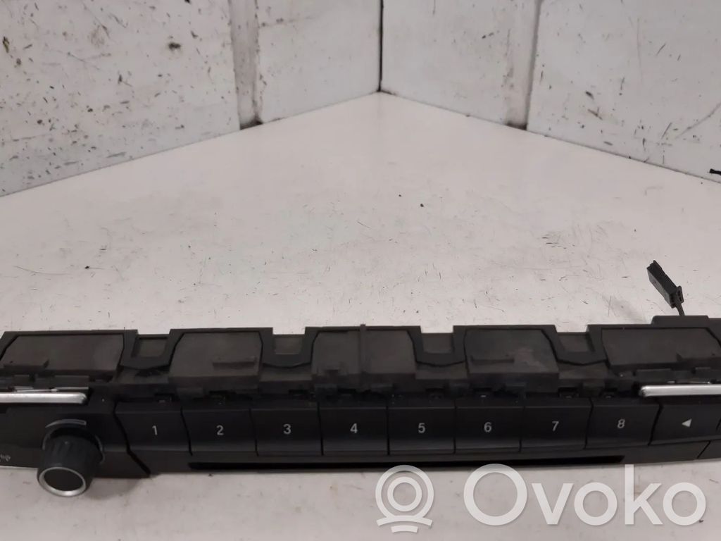 BMW 1 F20 F21 Cita veida salona detaļa 