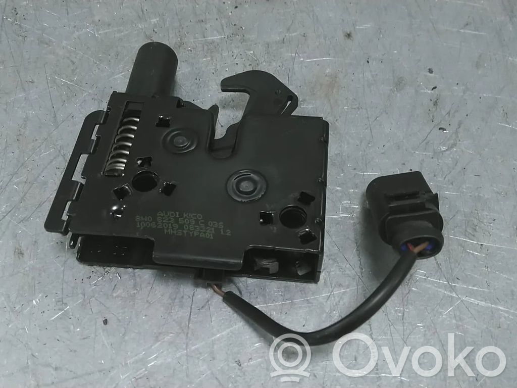 Audi A5 Engine bonnet/hood lock/catch 