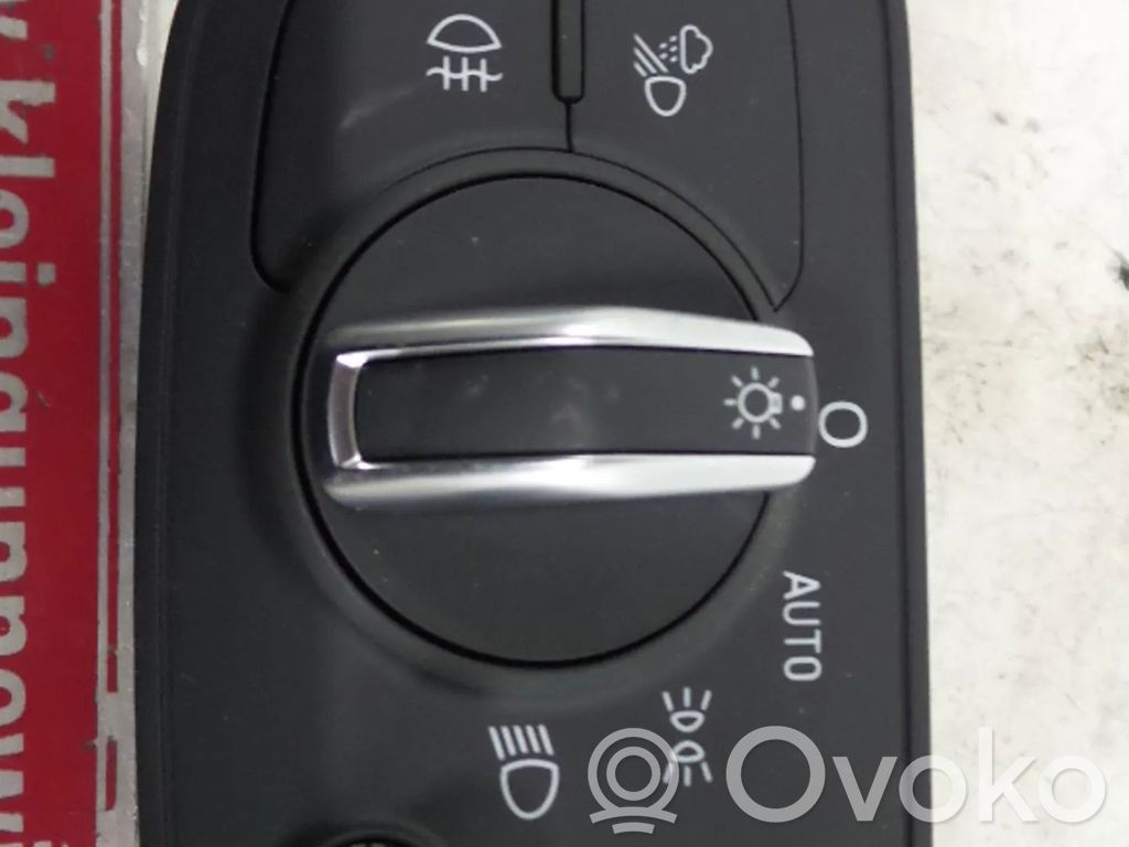 Audi A3 S3 8V Otros repuestos del interior 