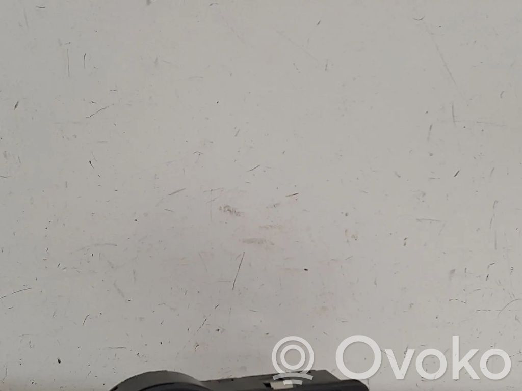 Otros repuestos del interior   13268704