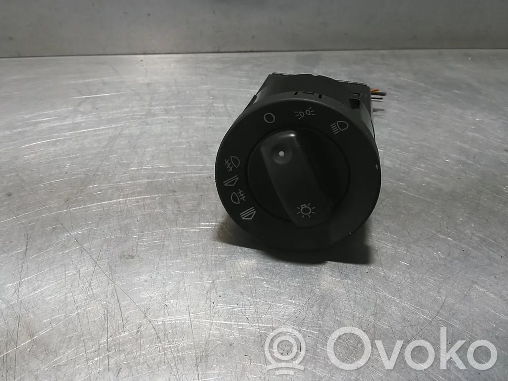 Audi A4 S4 B6 8E 8H Altra parte interiore