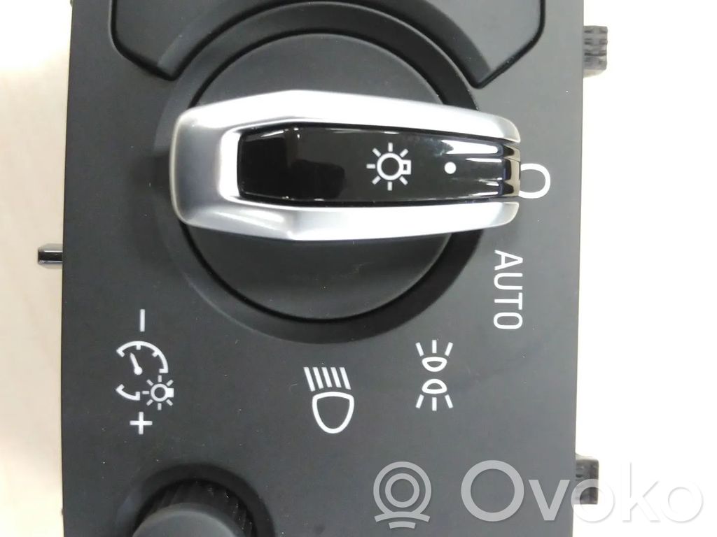 Audi A4 S4 B9 Otros repuestos del interior 
