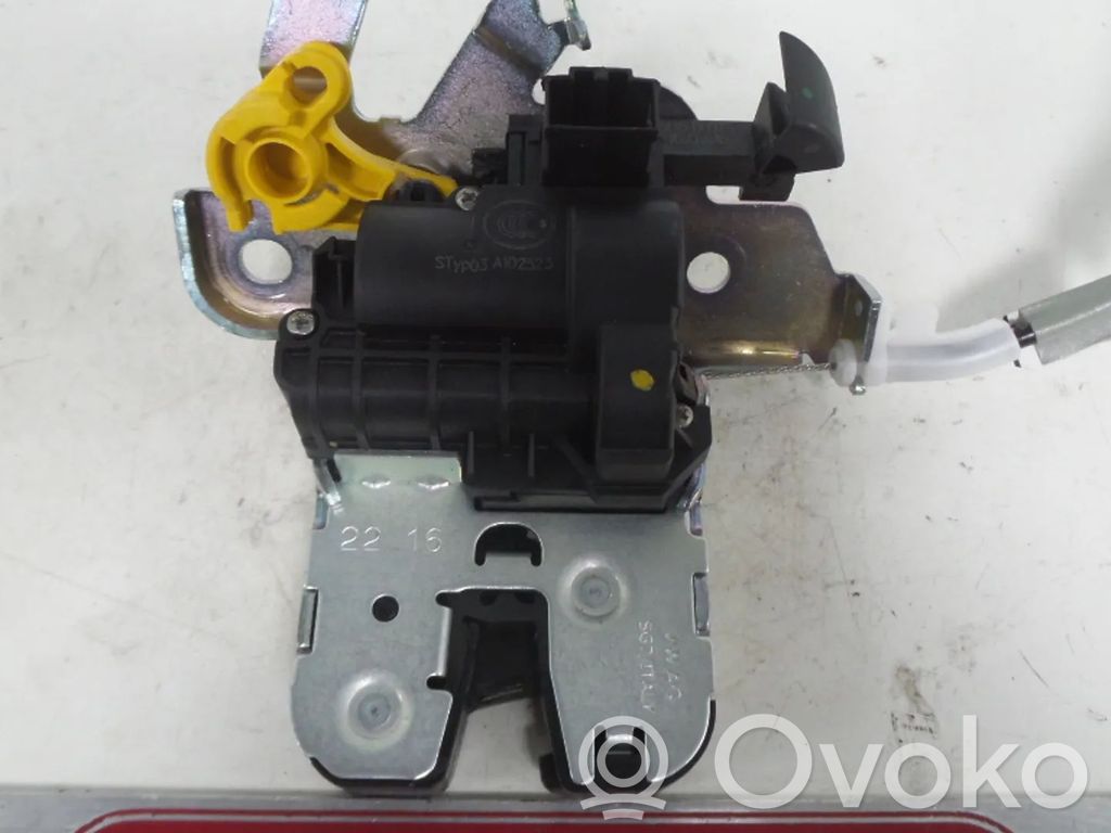 Audi A8 S8 D5 Tailgate/trunk/boot lock/catch/latch 