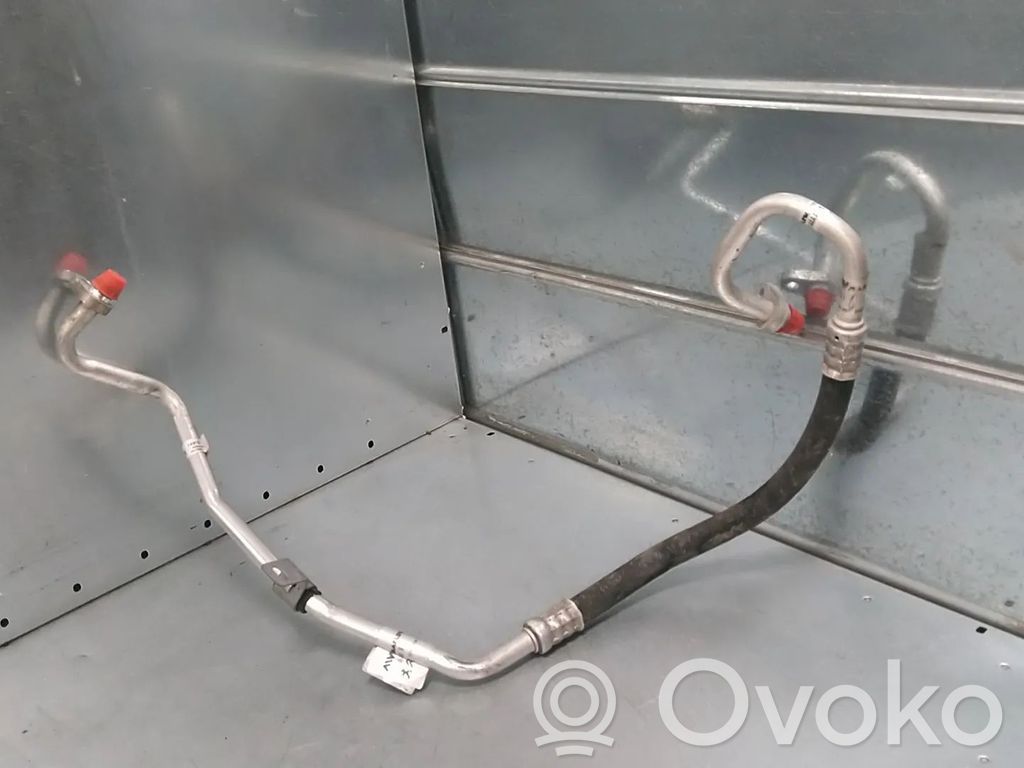 Opel Vivaro Tuyau de climatisation 
