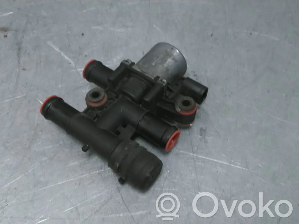 Audi Q7 4M Supapă control încălzitor lichid răcire 