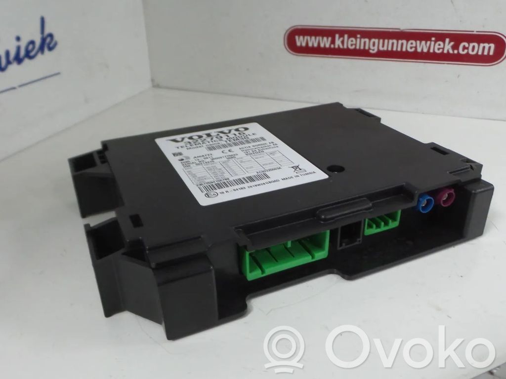 Volvo V70 Head unit multimedia control 