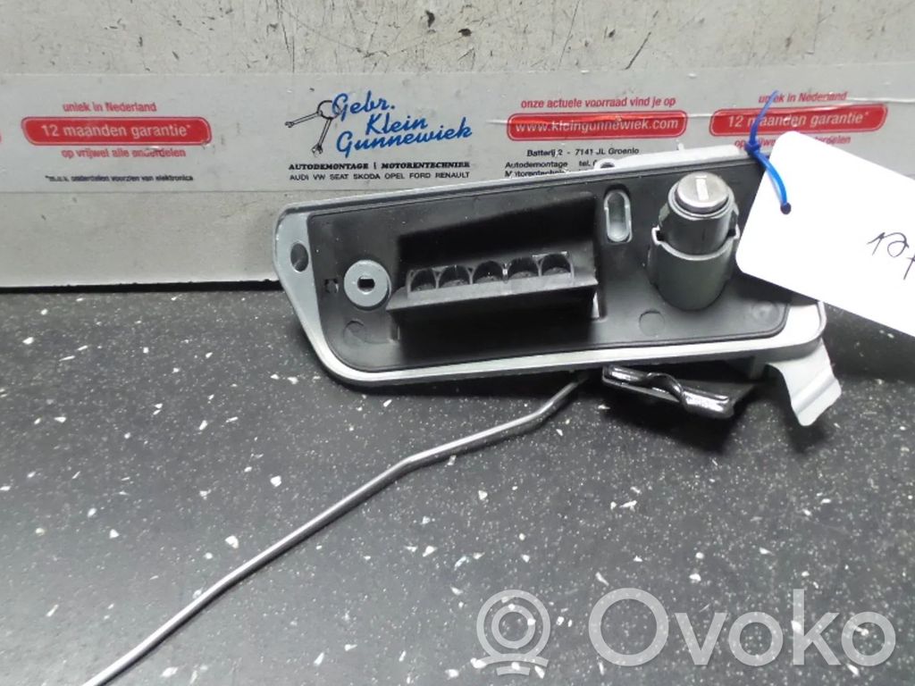 Volkswagen Caddy Manecilla para abrir la puerta trasera 
