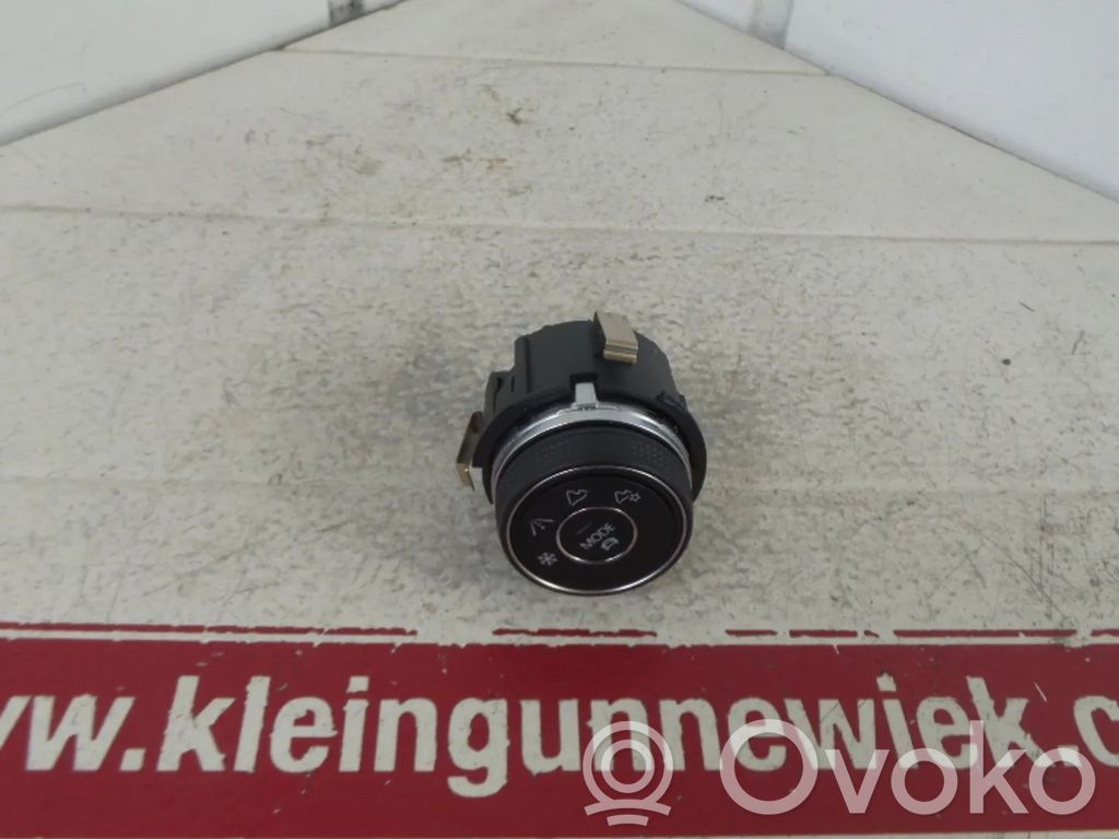 Volkswagen Tiguan Altra parte interiore