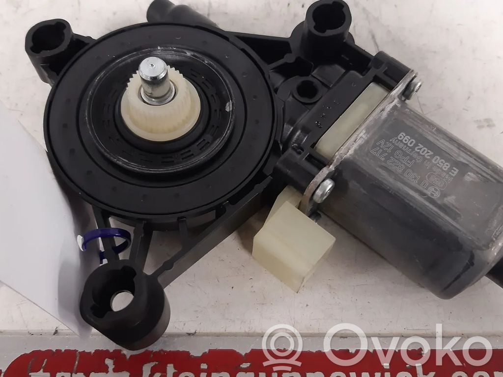 Skoda Superb B8 (3V) Silnik regulatora szyby drzwi przednich 