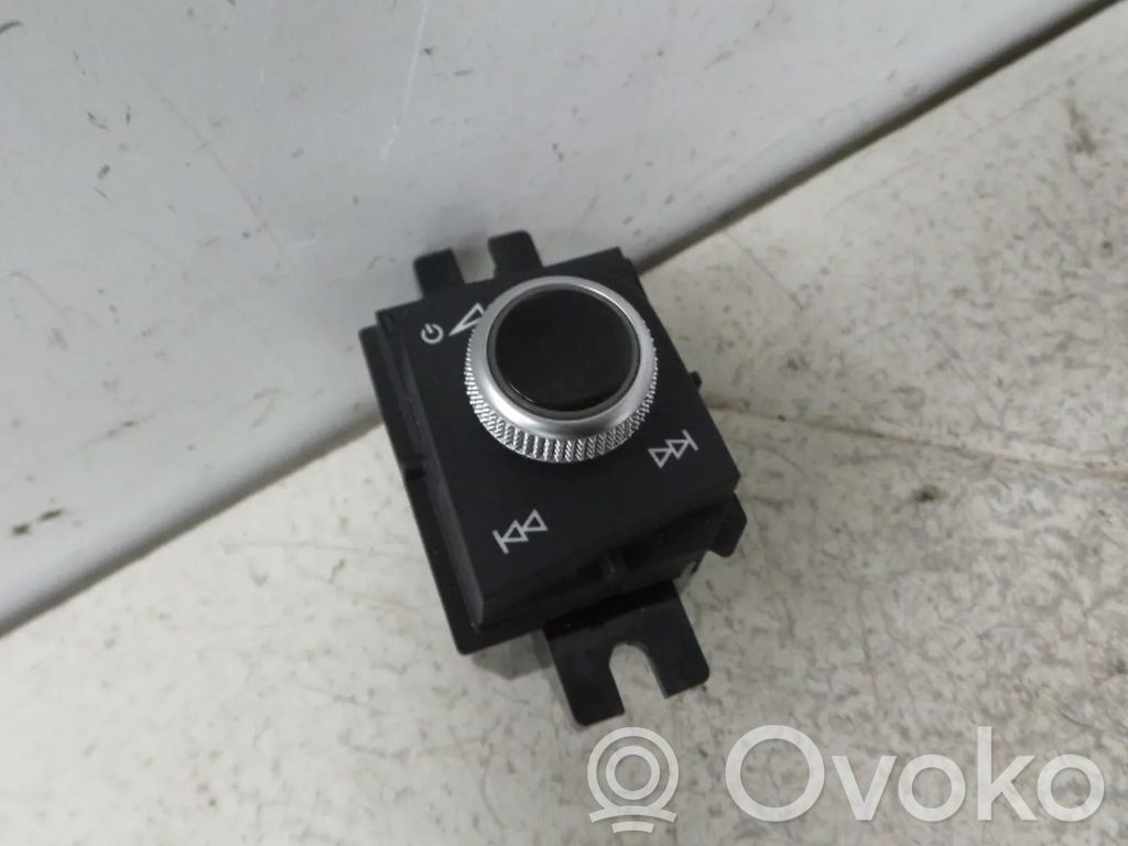 Altra parte interiore   8W1919616
