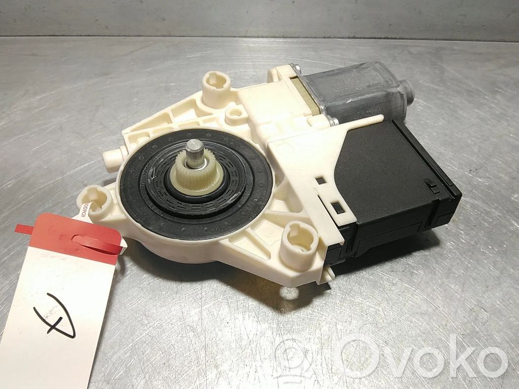 Renault Megane III Motor macara geam ușă față 