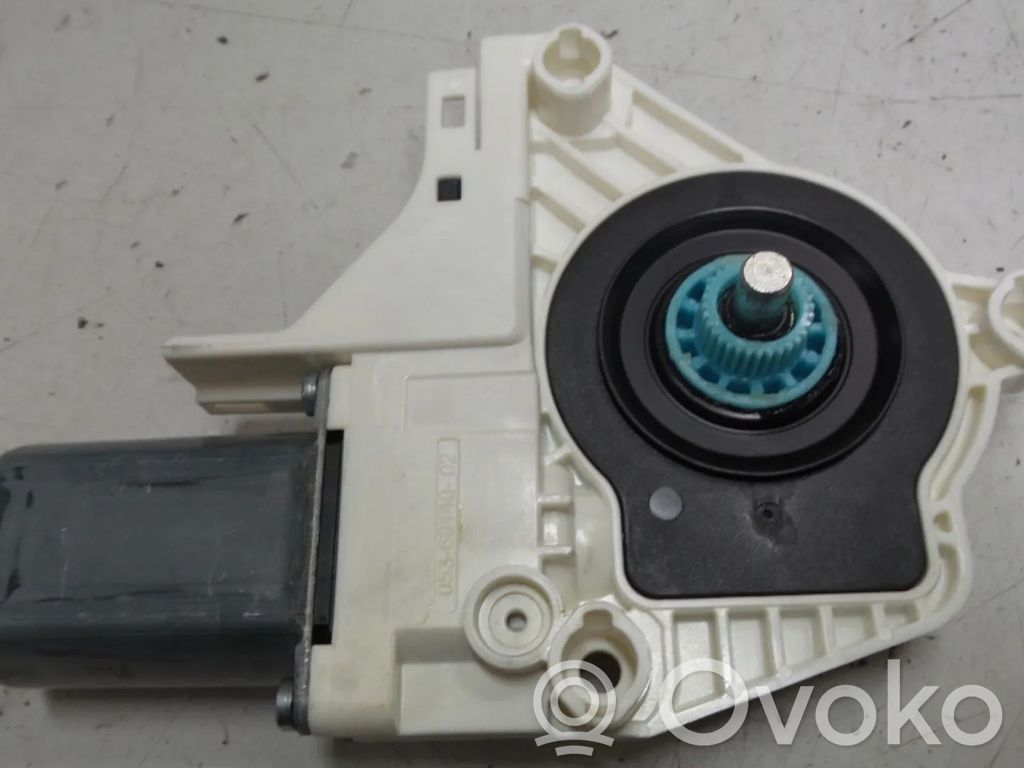 Audi Q3 8U Motorino alzacristalli della portiera anteriore