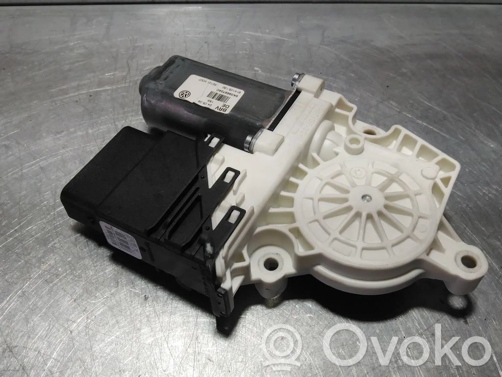 Volkswagen Golf VI Silnik regulatora szyby drzwi przednich