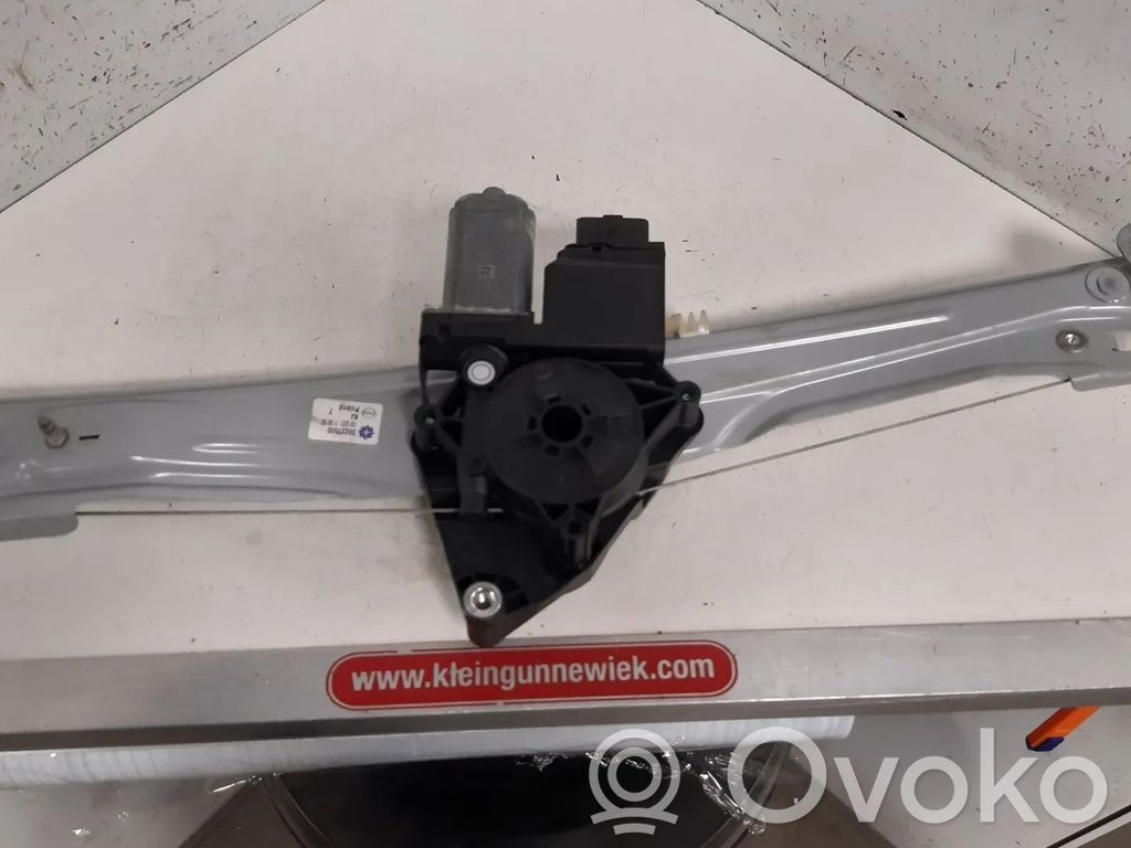 Opel Crossland X Silnik regulatora szyby drzwi przednich 