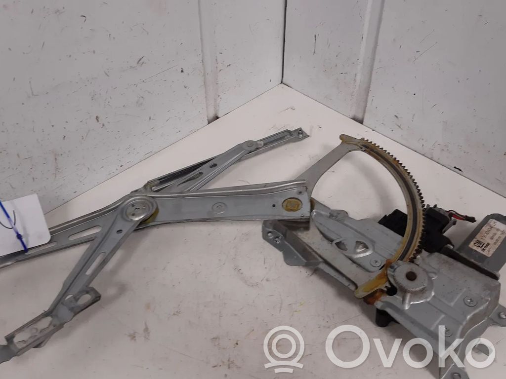 Opel Zafira B Silnik regulatora szyby drzwi przednich 