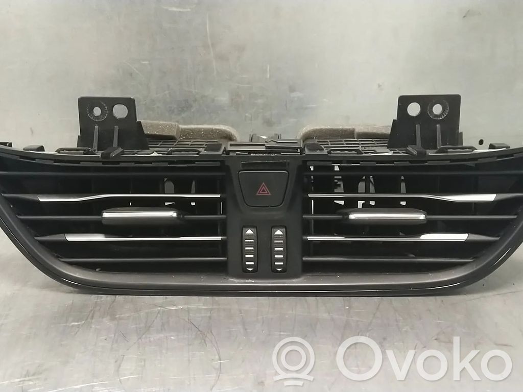 Ford Focus Boczna kratka nawiewu deski rozdzielczej 