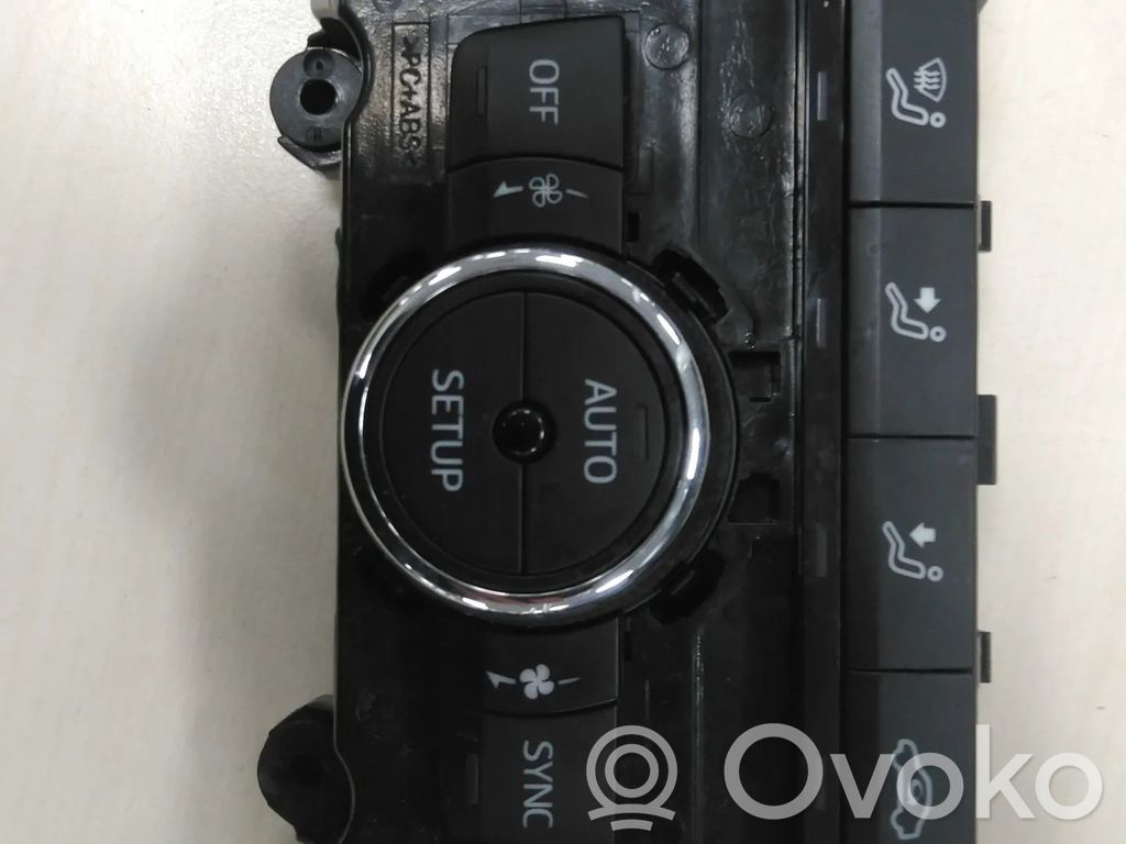 Seat Leon (5F) Climate control unit 