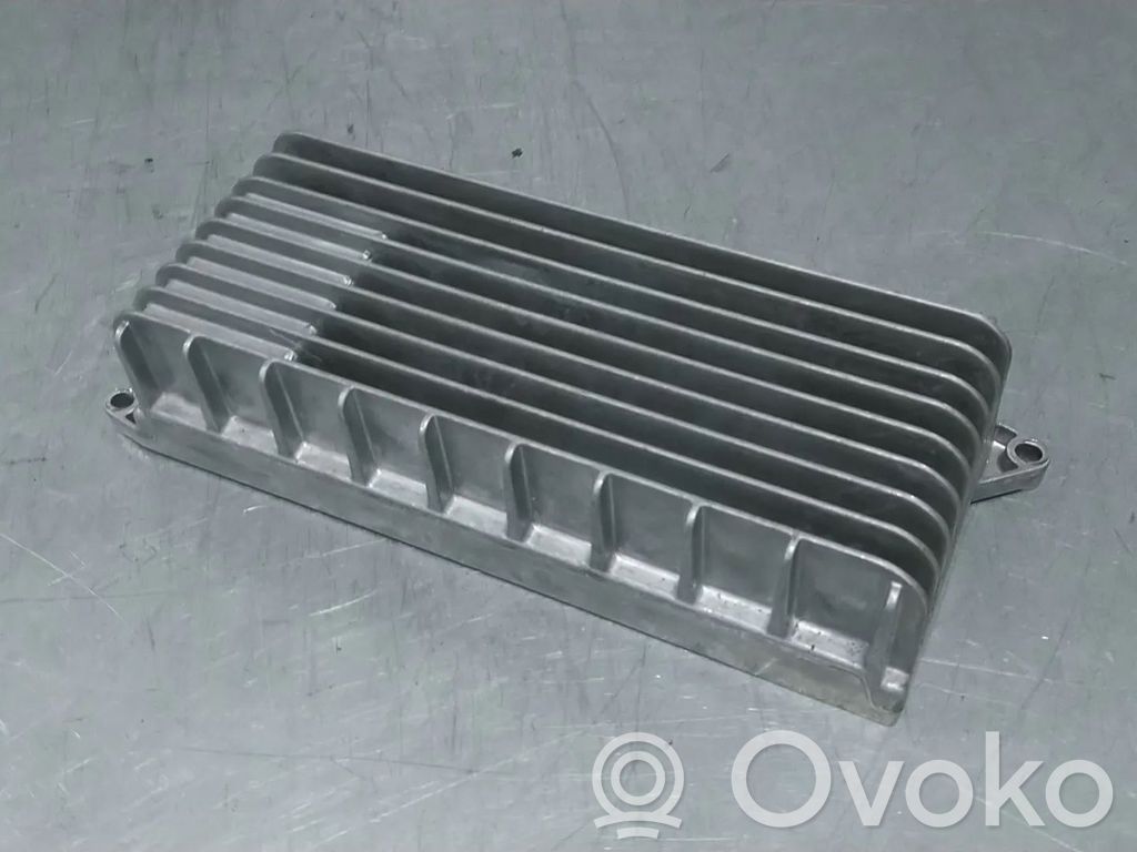 Audi A5 8T 8F Vahvistin 