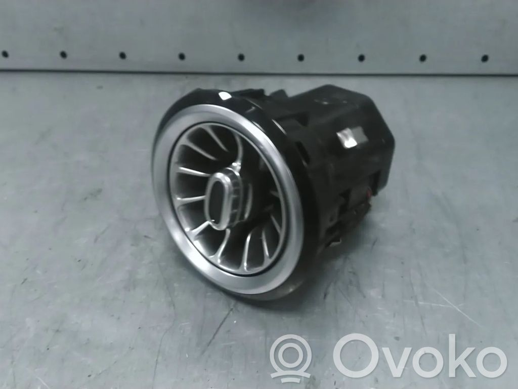 Mercedes-Benz CLA C118 X118 Boczna kratka nawiewu deski rozdzielczej 
