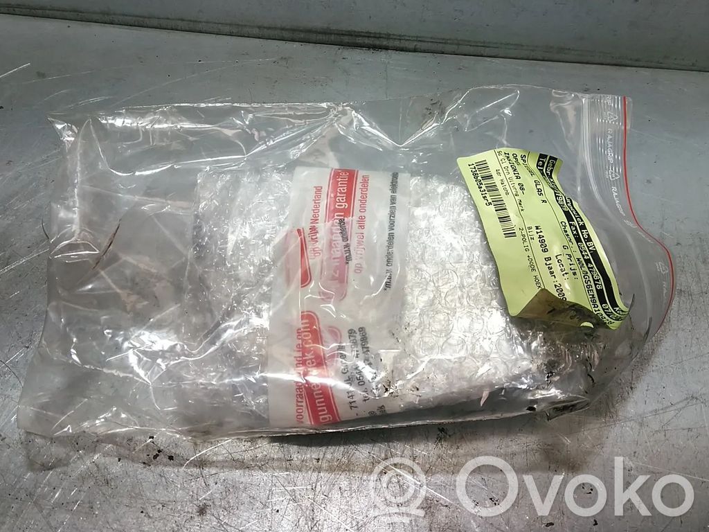Opel Insignia A Vidrio del espejo lateral 