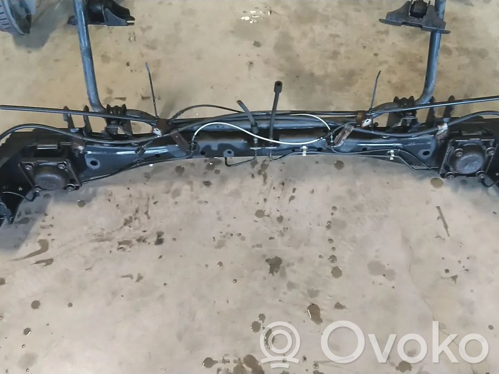 Eje trasero   43010BJ00A,43010BJ00B
