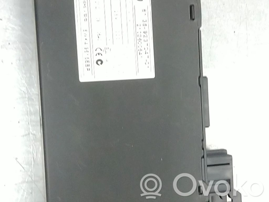 Oven ohjainlaite/moduuli   61359237047,61356943791,61356943814,61356943830,61356943834,61356964051,61356981416,61359147191,61359147196,61359147212,61359147220,61359147226,61359217853,61359226238,61359278745,61359287535,61359395657,6943791,6943814,6943830,6943834,6964051,6981416,9147191,9147196,9147212,9147220,9147226,9217853,9226238,9237047,9278745,9287535,9395657