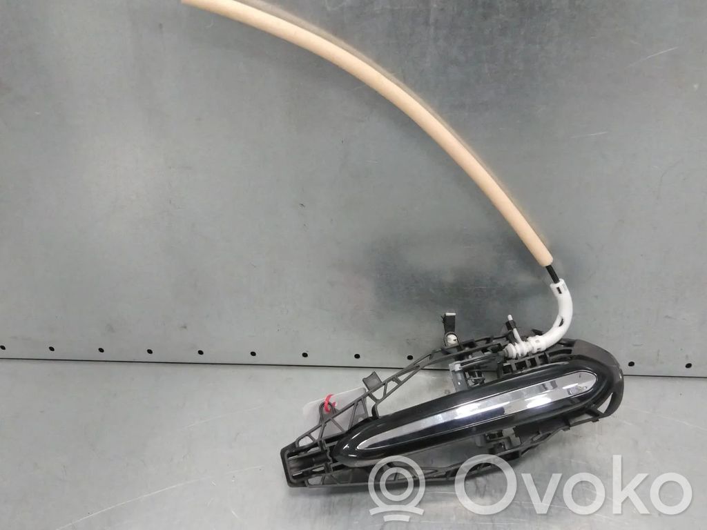 BMW 5 G30 G31 G38 Osłona klamki drzwi przednich 