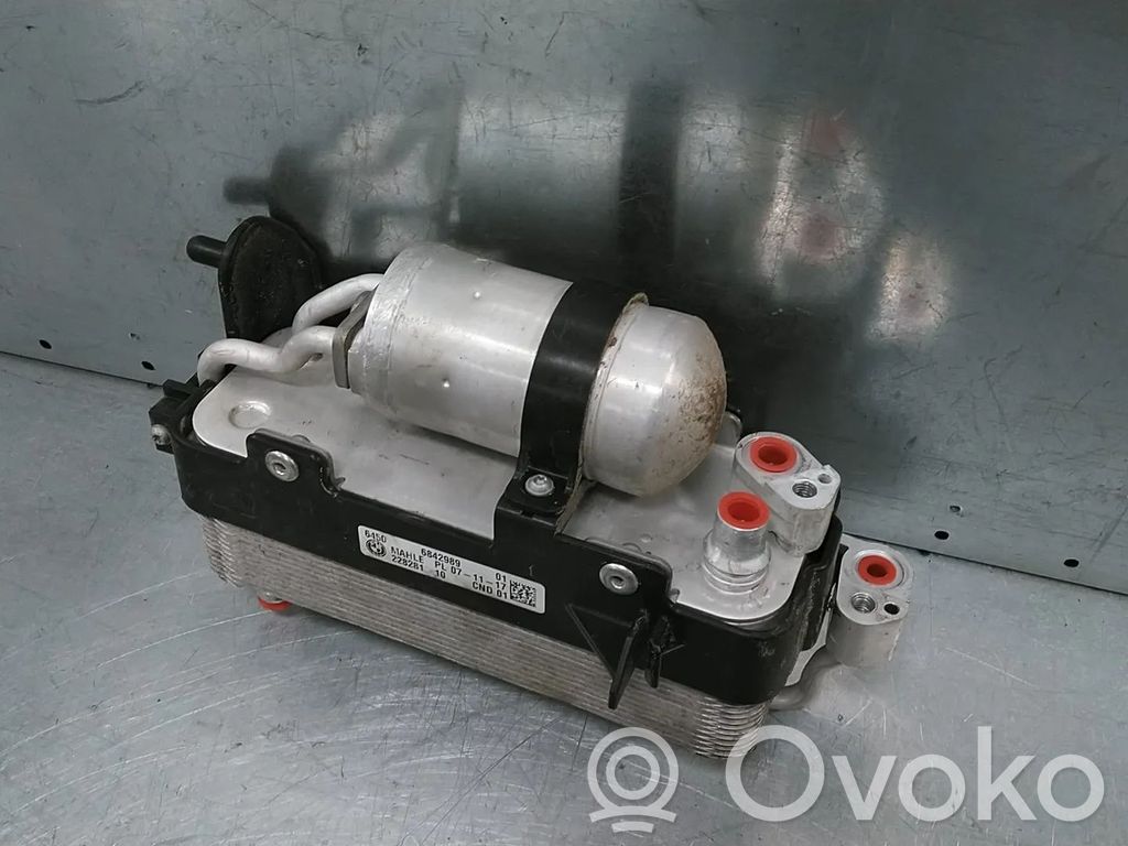 BMW 5 G30 G31 G38 Radiator ulei motor 