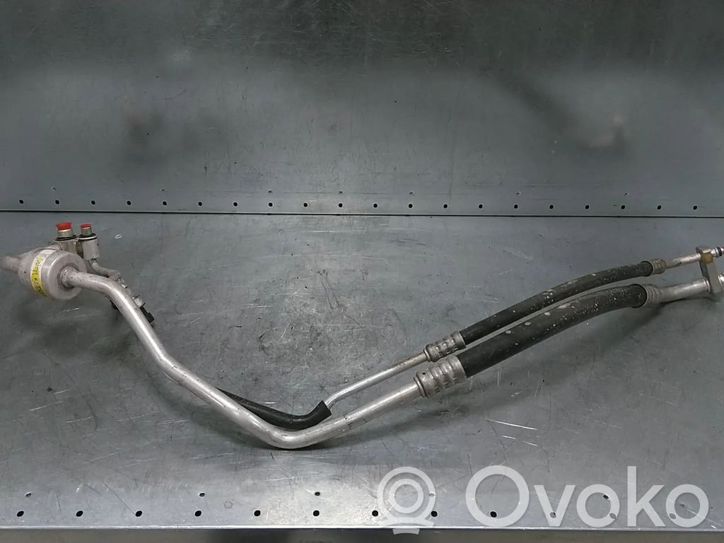 Opel Corsa D Ilmastointilaitteen putki (A/C) 