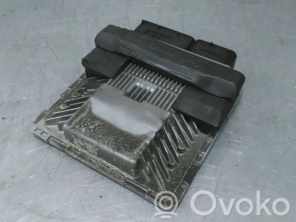 Engine control unit/module   8K0907551C