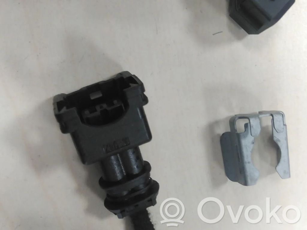 Opel Zafira B Inyector de combustible 