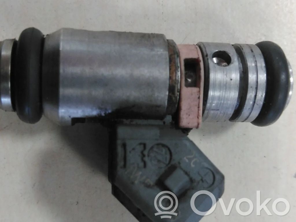 Renault Clio II Inyector de combustible 