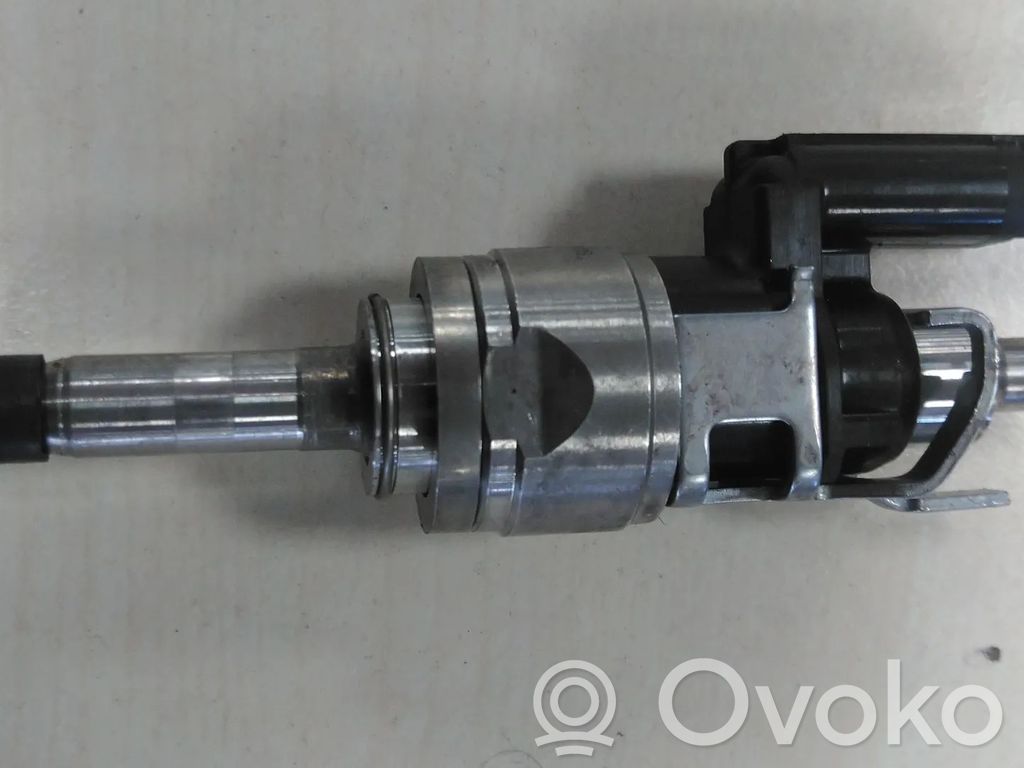Volvo XC60 Fuel injector 