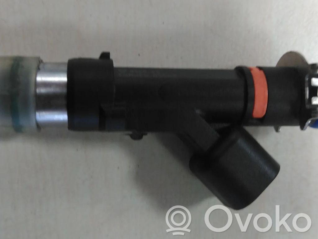 Ford C-MAX II Inyector de combustible 