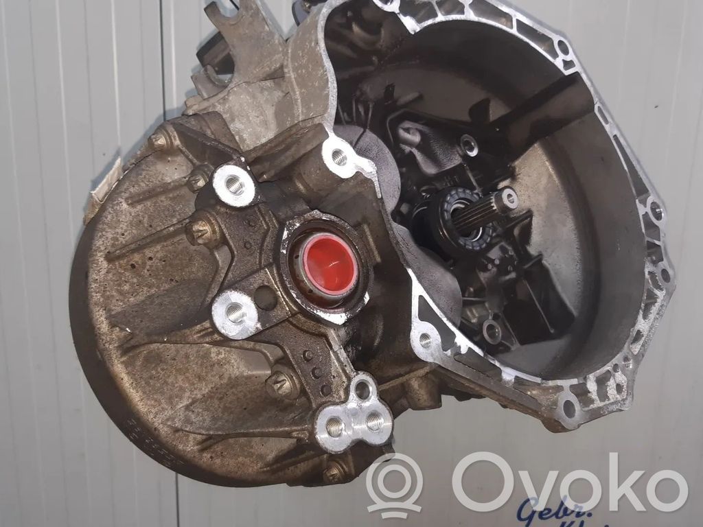 Vauxhall Astra K Manualna 5-biegowa skrzynia biegów 