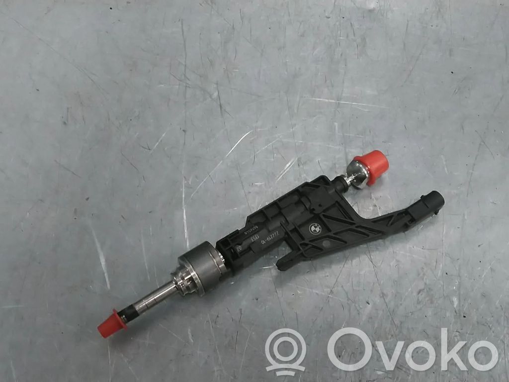 BMW 3 G20 G21 Fuel injector 