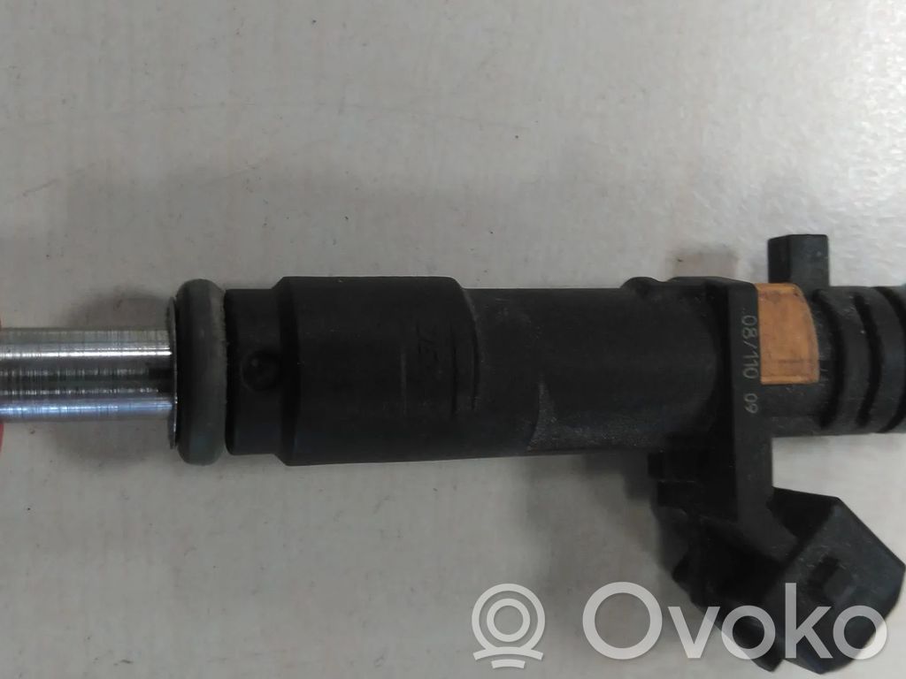 Opel Insignia A Inyector de combustible 