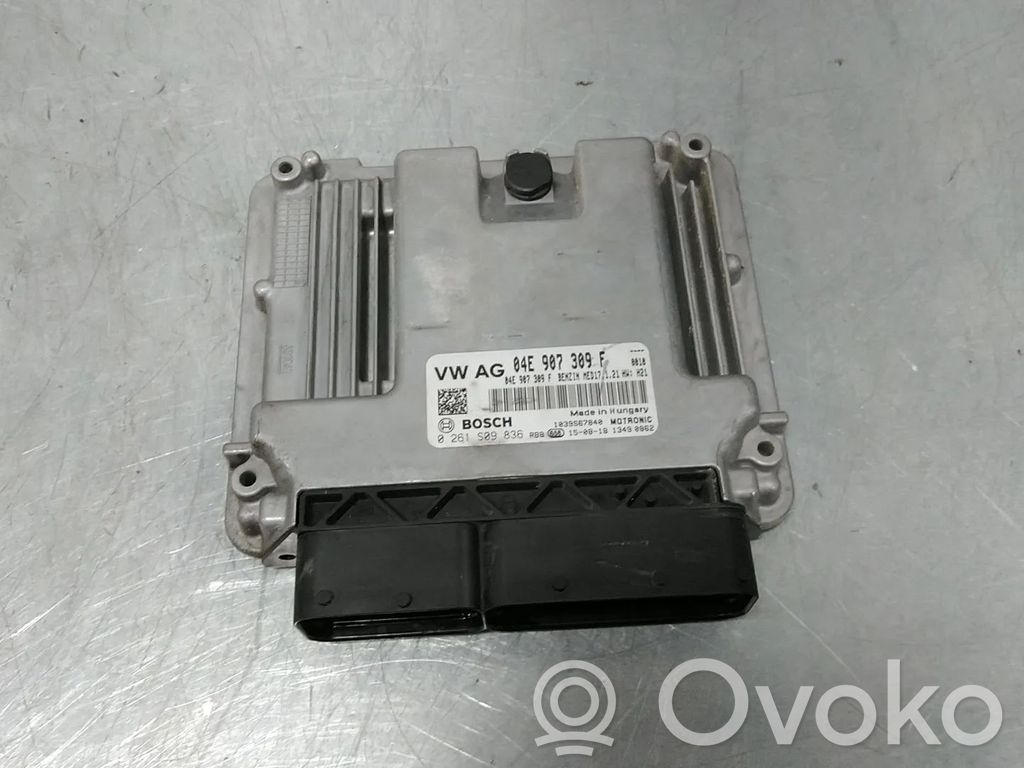 Volkswagen PASSAT B8 Centralina/modulo del motore 