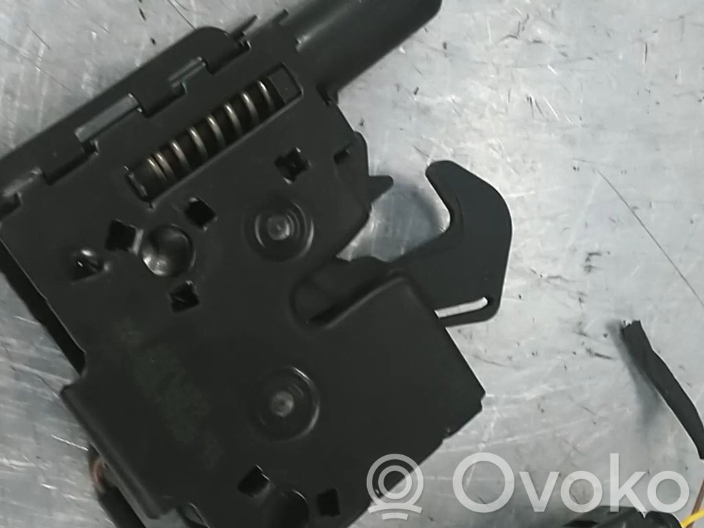 Audi A5 Engine bonnet/hood lock/catch 