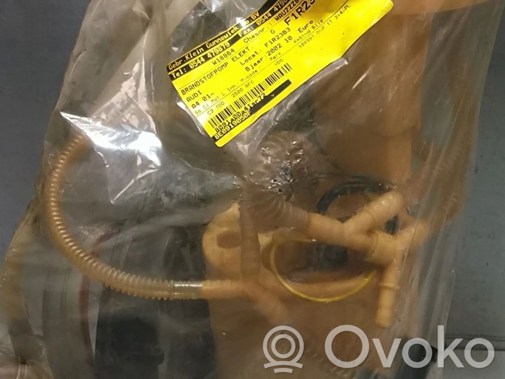 Audi A4 S4 B6 8E 8H Degalų siurblys (degalų bake) 