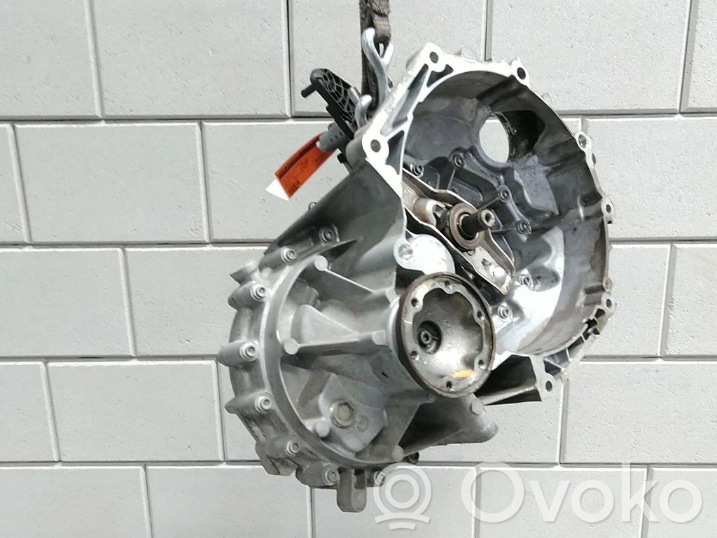 Volkswagen Golf VII Manualna 5-biegowa skrzynia biegów 